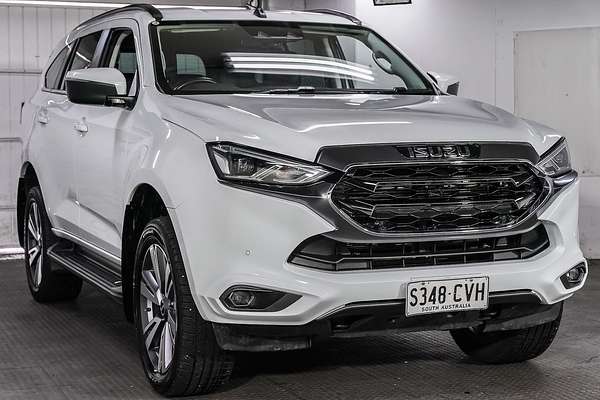 2023 Isuzu MU-X LS-T