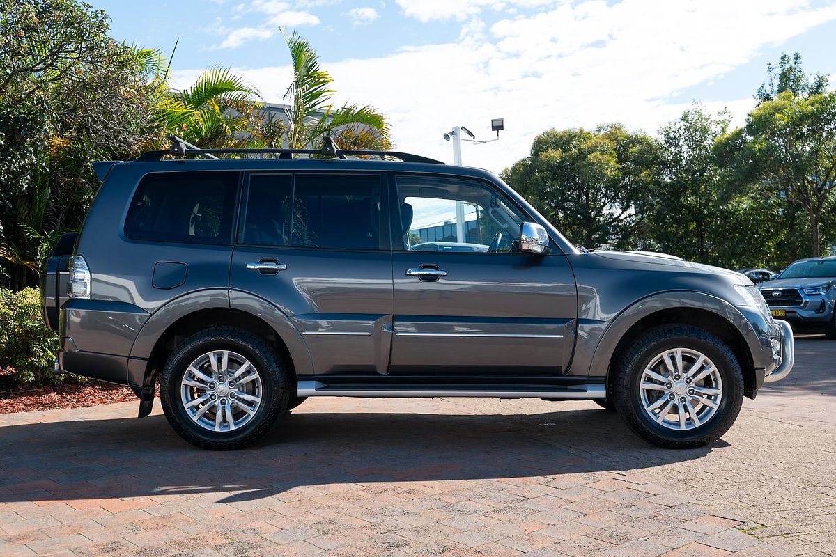 2020 Mitsubishi Pajero Exceed NX
