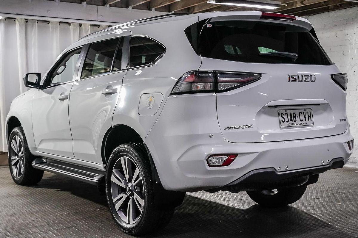 2023 Isuzu MU-X LS-T