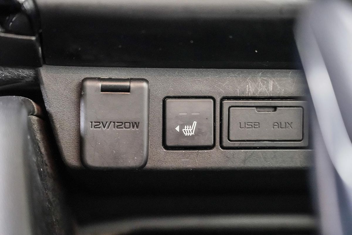 2023 Isuzu MU-X LS-T