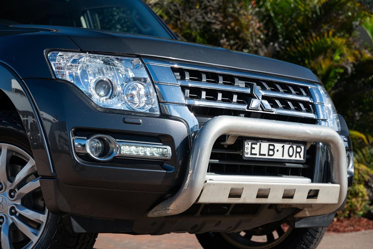 2020 Mitsubishi Pajero Exceed NX