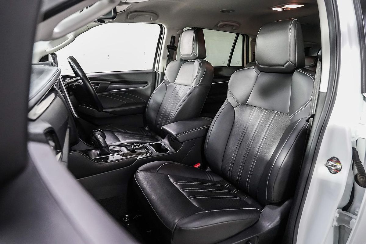 2023 Isuzu MU-X LS-T