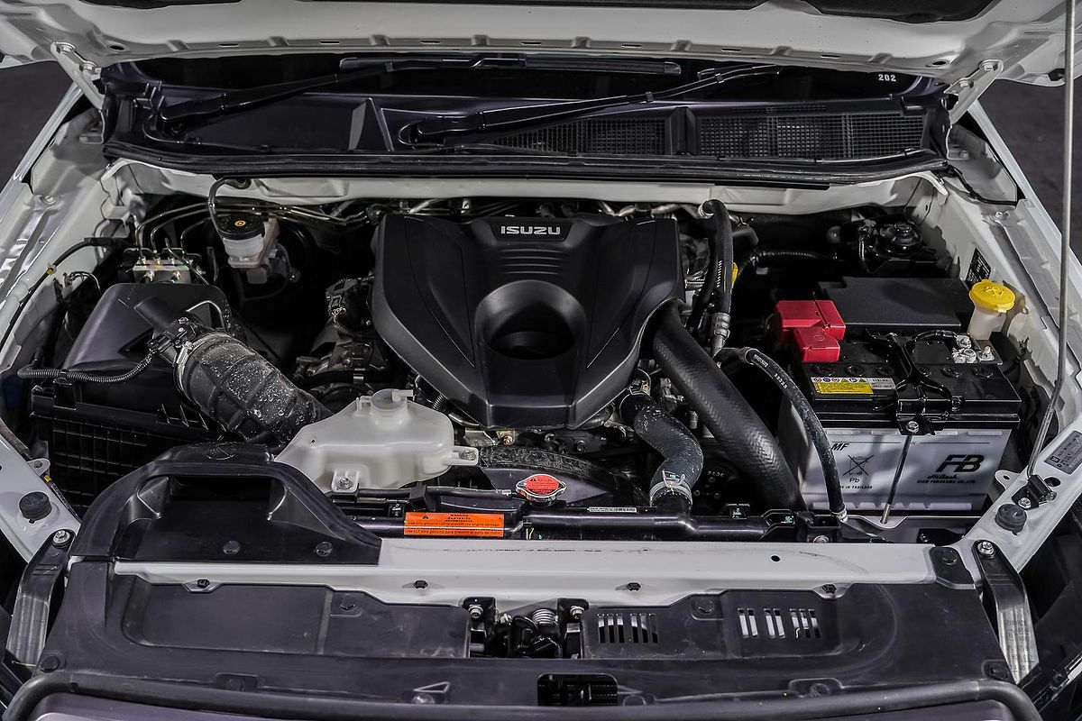 2023 Isuzu MU-X LS-T