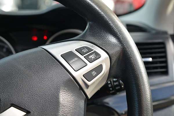 2015 Mitsubishi LANCER ES Sport CJ