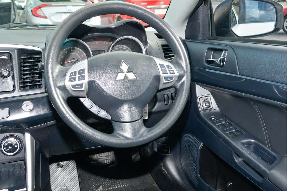 2015 Mitsubishi LANCER ES Sport CJ