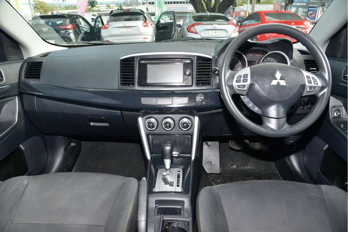 2015 Mitsubishi LANCER ES Sport CJ