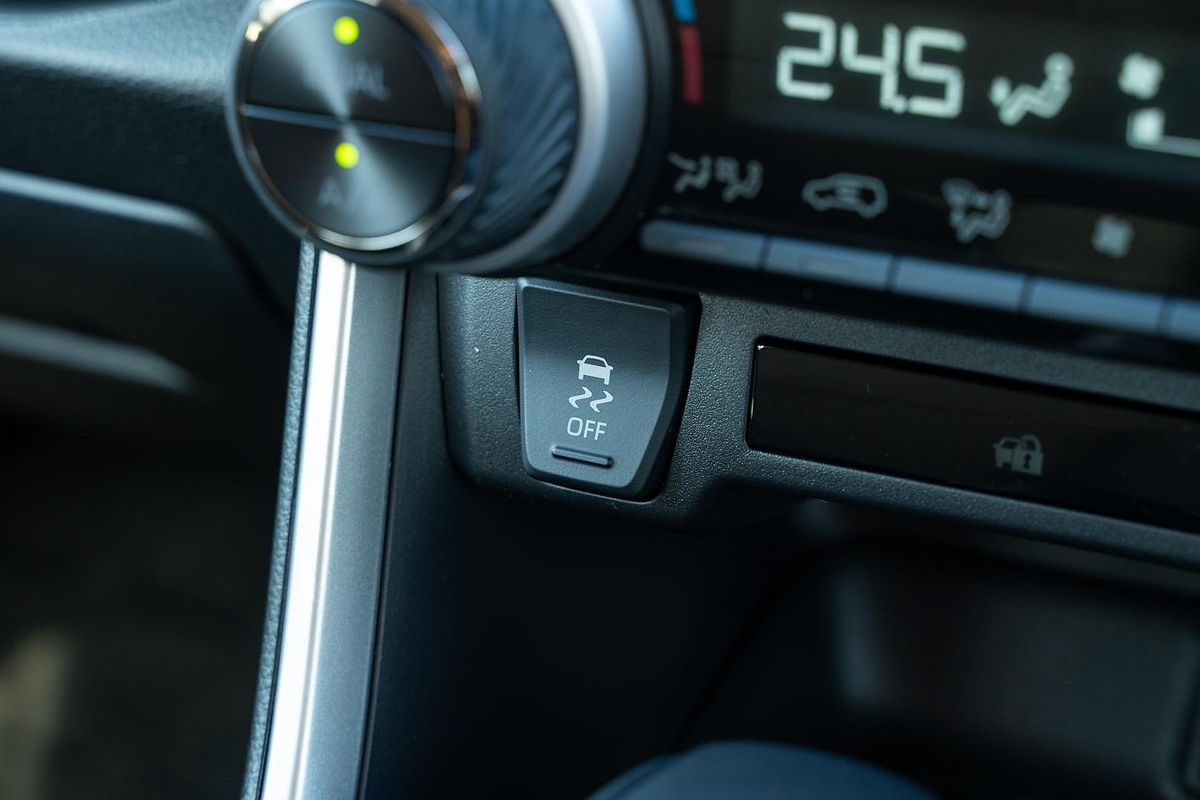 2025 Toyota RAV4 GX AXAH52R