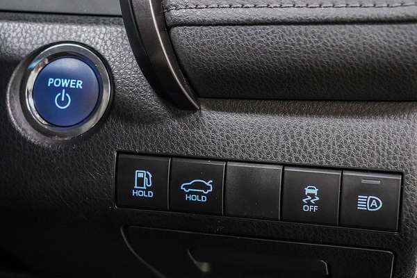2022 Toyota Camry Ascent AXVH70R