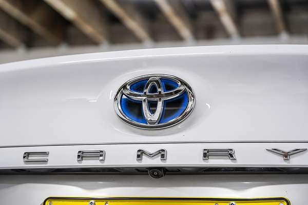 2022 Toyota Camry Ascent AXVH70R