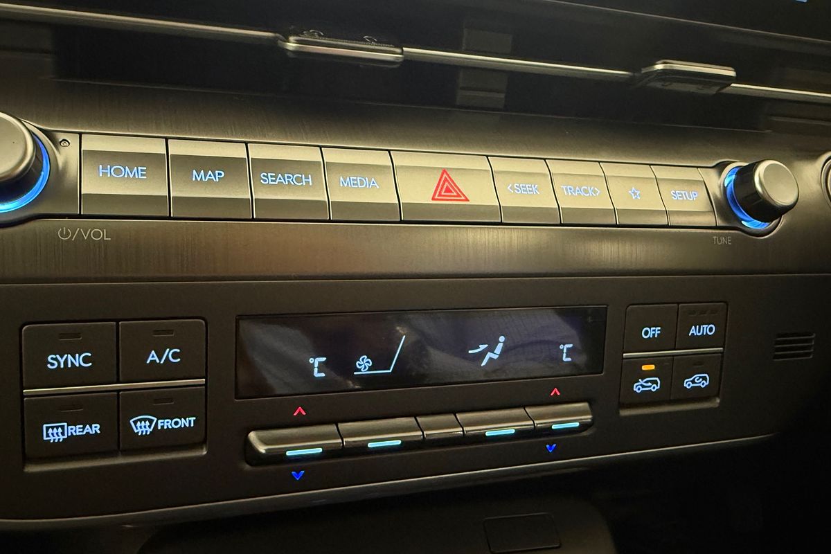 2025 Hyundai Kona Premium SX2.V2