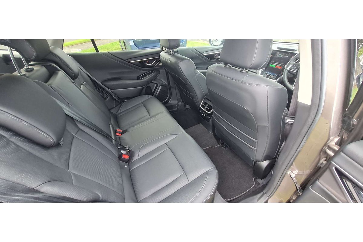 2024 Subaru Outback AWD Touring 6GEN