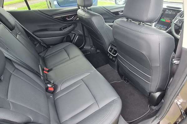 2024 Subaru Outback AWD Touring 6GEN