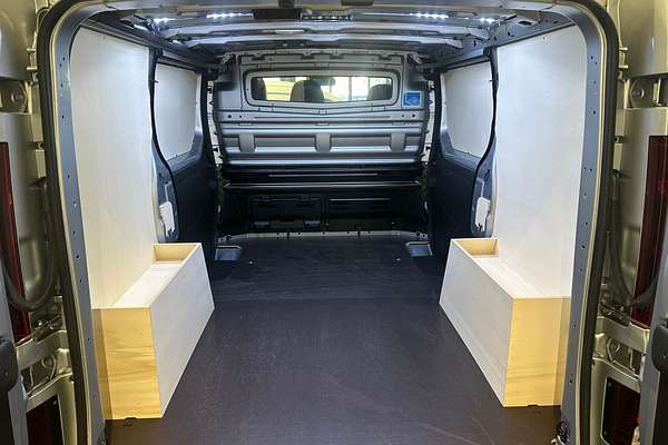 2025 Renault Trafic Premium X82 SWB