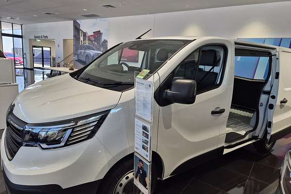 2025 Renault Trafic Pro X82 SWB
