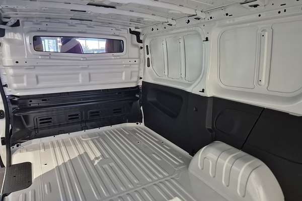 2025 Renault Trafic Pro X82 SWB