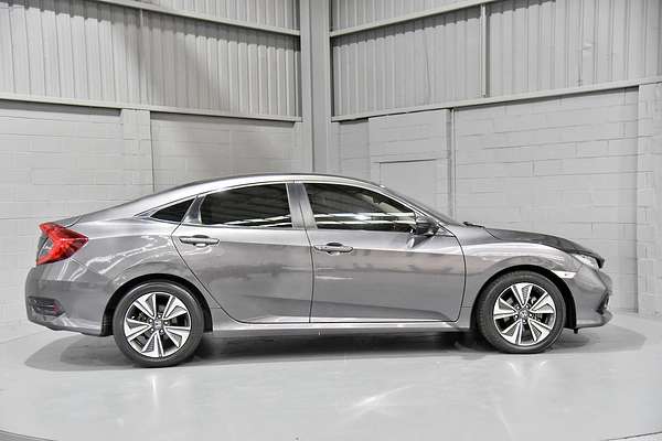 2019 Honda Civic VTi-L 10th Gen