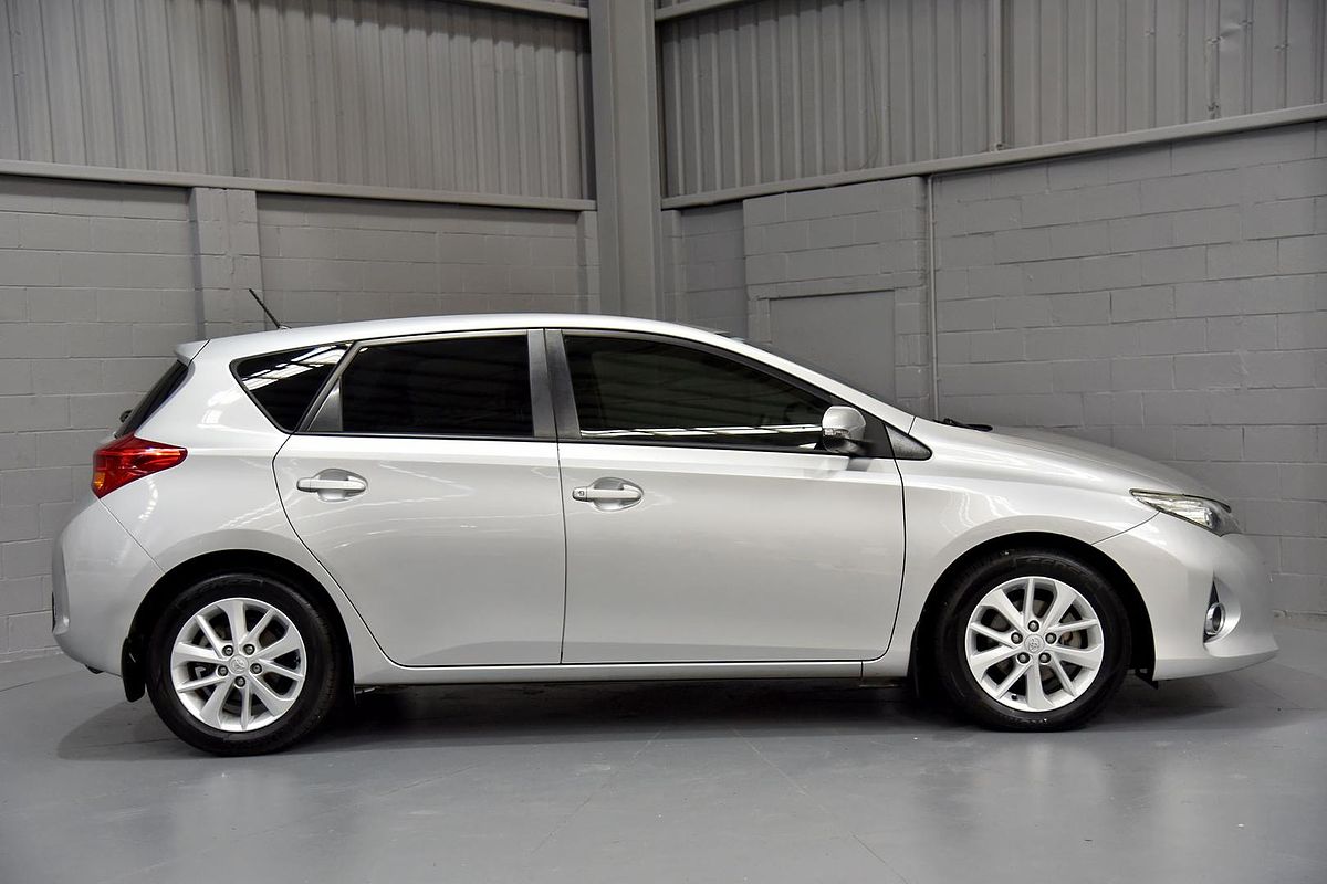 2014 Toyota Corolla Ascent Sport ZRE182R