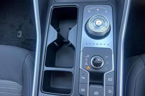 2025 Kia Sorento Sport MQ4 PE