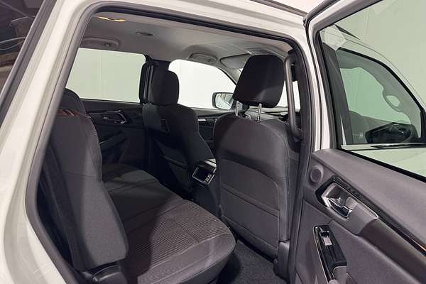 2025 Isuzu MU-X LS-U
