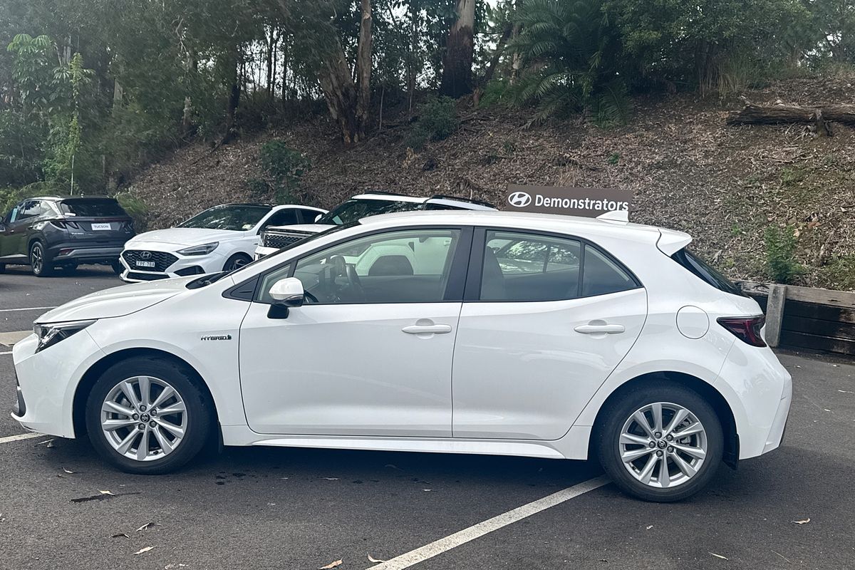 2023 Toyota Corolla Ascent Sport Hybrid ZWE219R
