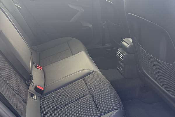 2024 Audi A3 35 TFSI S line GY