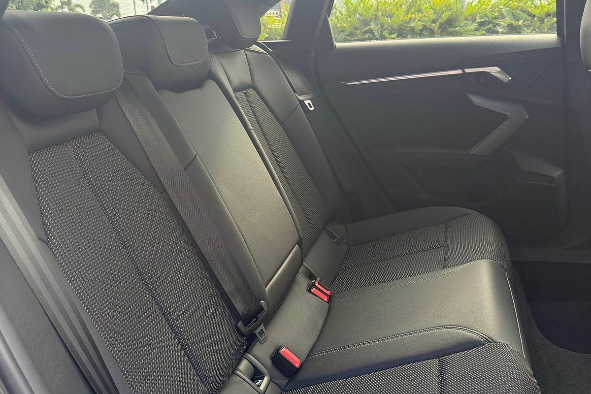 2024 Audi A3 35 TFSI S line GY