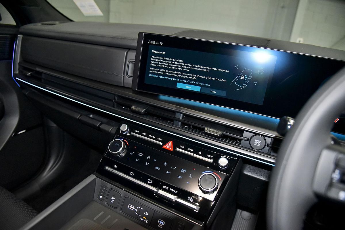 2025 Hyundai Santa Fe Hybrid Calligraphy MX5.V1