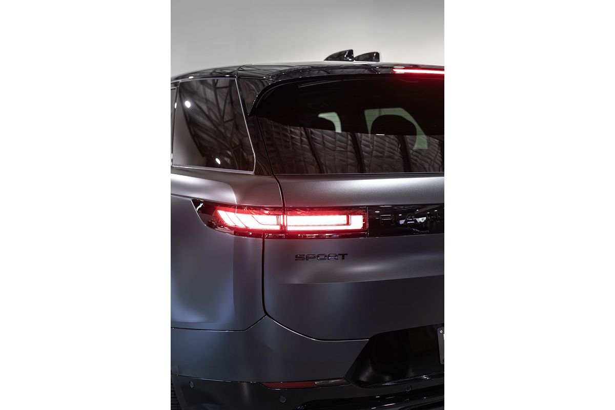 2025 Land Rover Range Rover Sport P400 Dynamic SE L461
