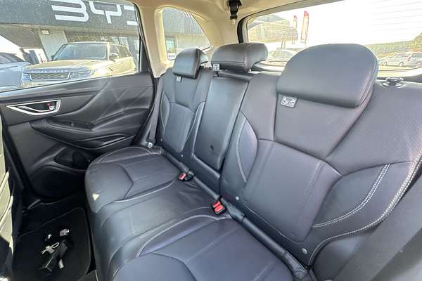 2019 Subaru Forester 2.5i-S S5