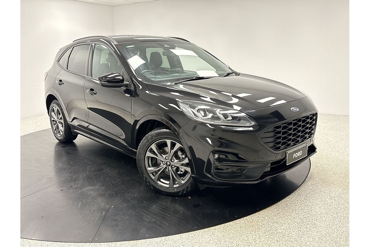 2022 Ford Escape ST-Line ZH