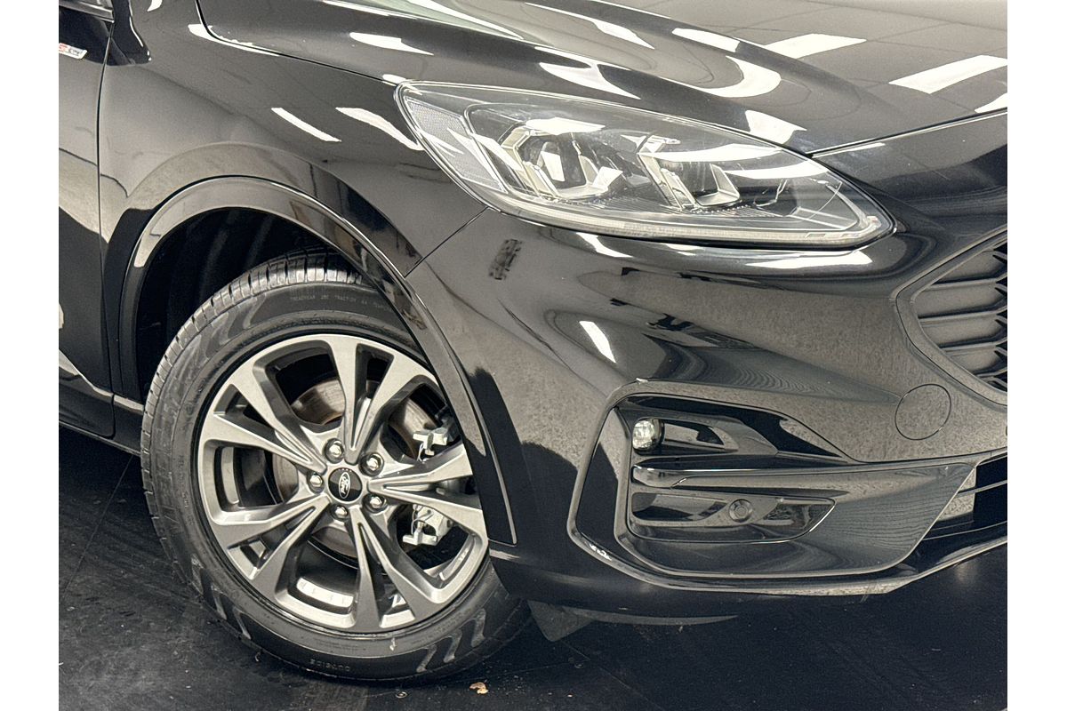 2022 Ford Escape ST-Line ZH