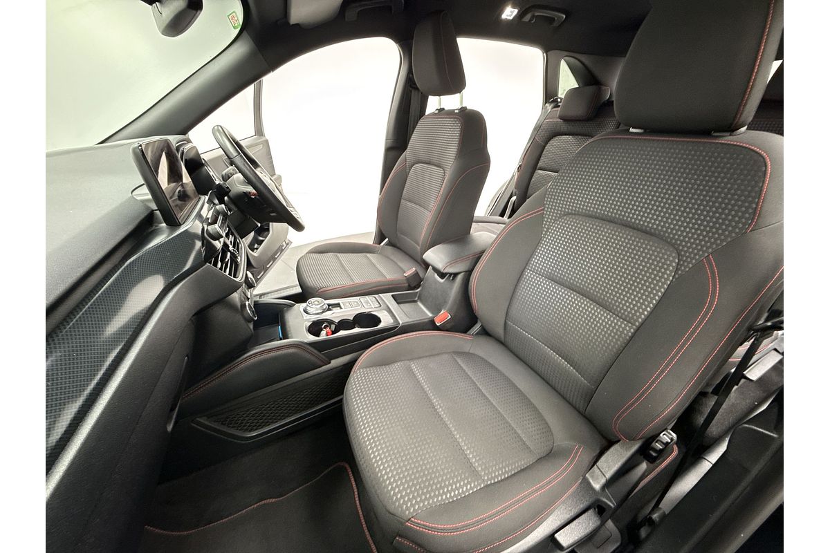 2022 Ford Escape ST-Line ZH