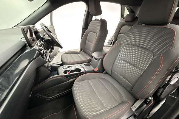 2022 Ford Escape ST-Line ZH