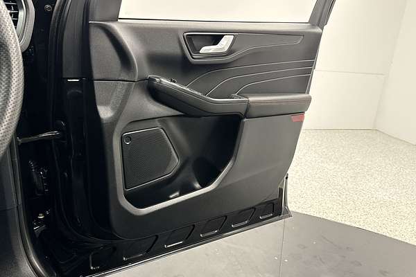 2022 Ford Escape ST-Line ZH