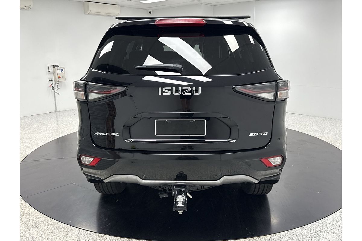 2021 Isuzu MU-X LS-T