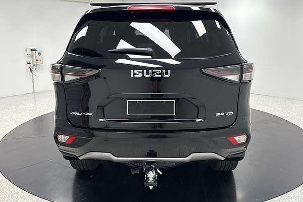 2021 Isuzu MU-X LS-T