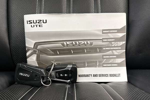 2021 Isuzu MU-X LS-T