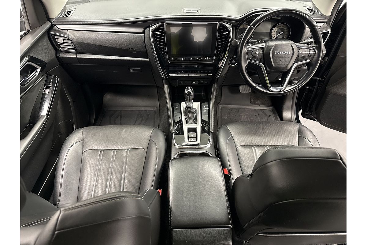 2021 Isuzu MU-X LS-T