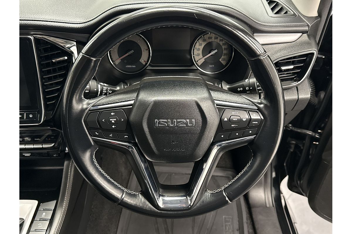 2021 Isuzu MU-X LS-T