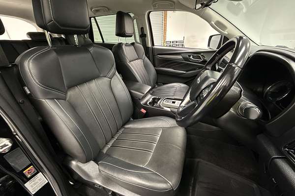 2021 Isuzu MU-X LS-T