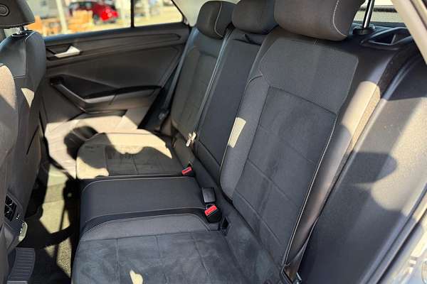 2023 Volkswagen T-Roc 110TSI Style D11