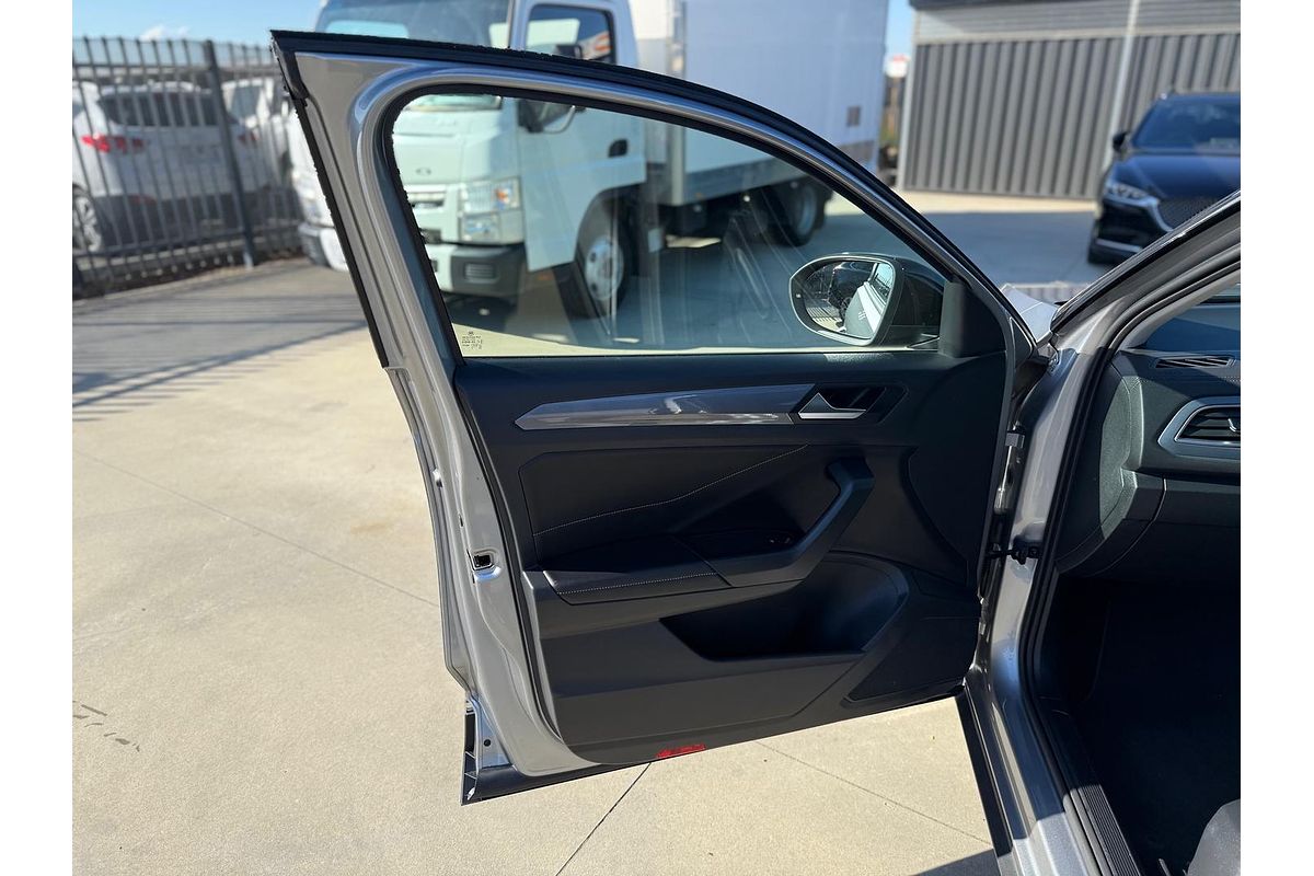 2023 Volkswagen T-Roc 110TSI Style D11