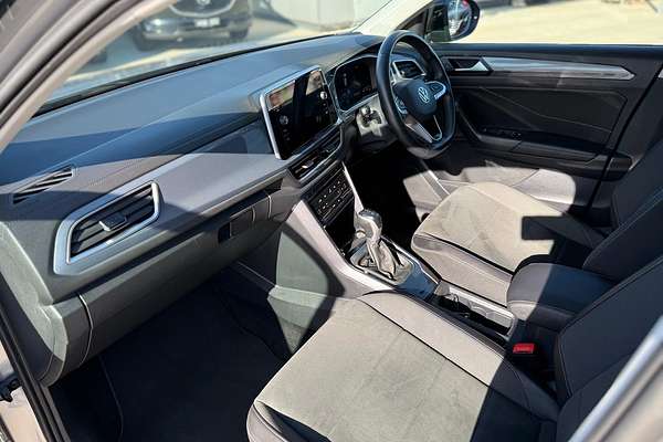 2023 Volkswagen T-Roc 110TSI Style D11