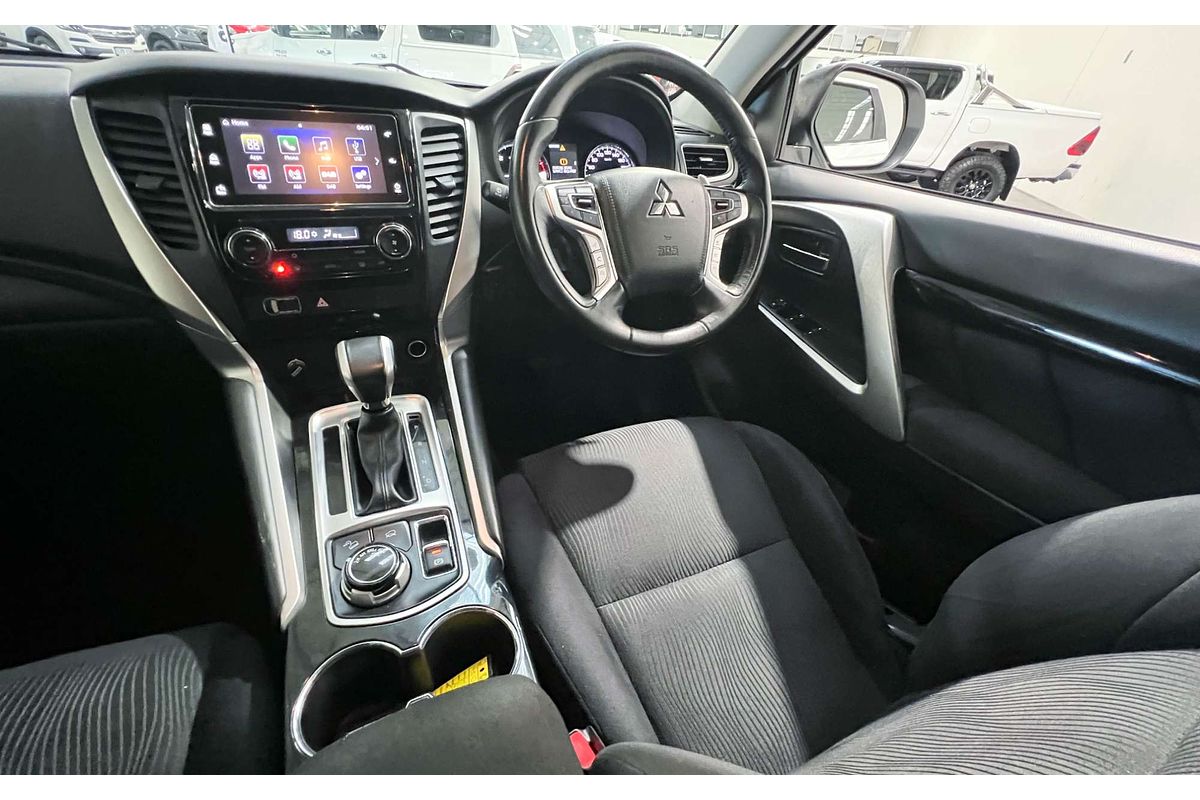 2018 Mitsubishi Pajero Sport GLX QE