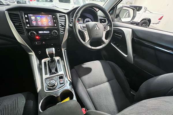 2018 Mitsubishi Pajero Sport GLX QE