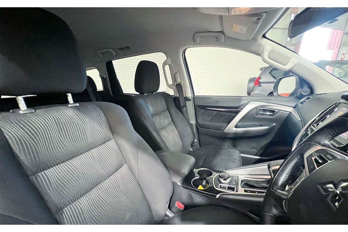 2018 Mitsubishi Pajero Sport GLX QE