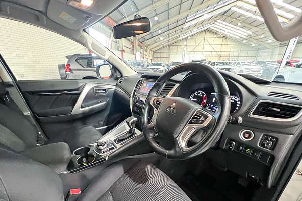 2018 Mitsubishi Pajero Sport GLX QE