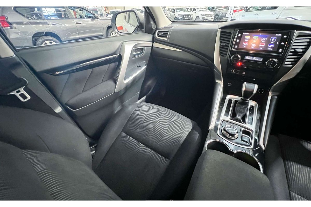 2018 Mitsubishi Pajero Sport GLX QE