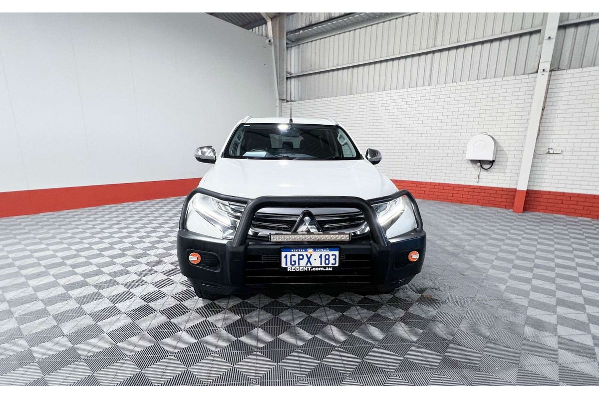 2018 Mitsubishi Pajero Sport GLX QE