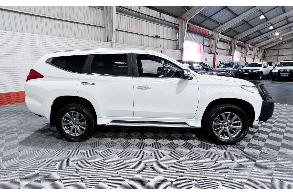 2018 Mitsubishi Pajero Sport GLX QE